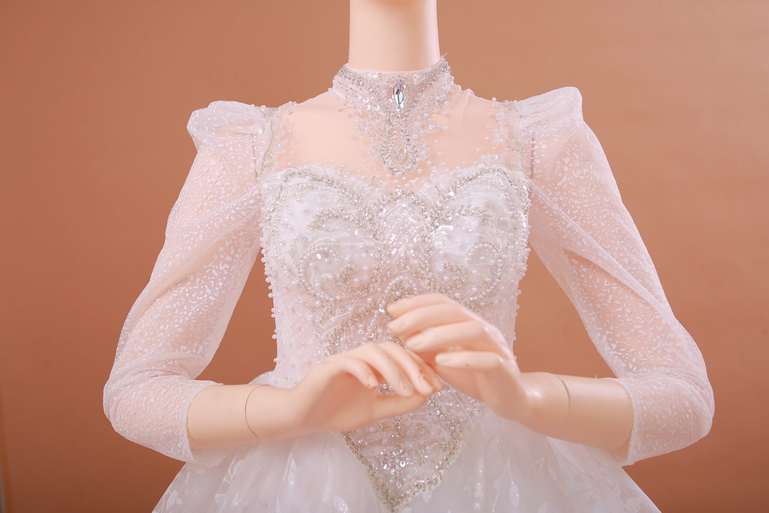 Váy cưới mới AT093